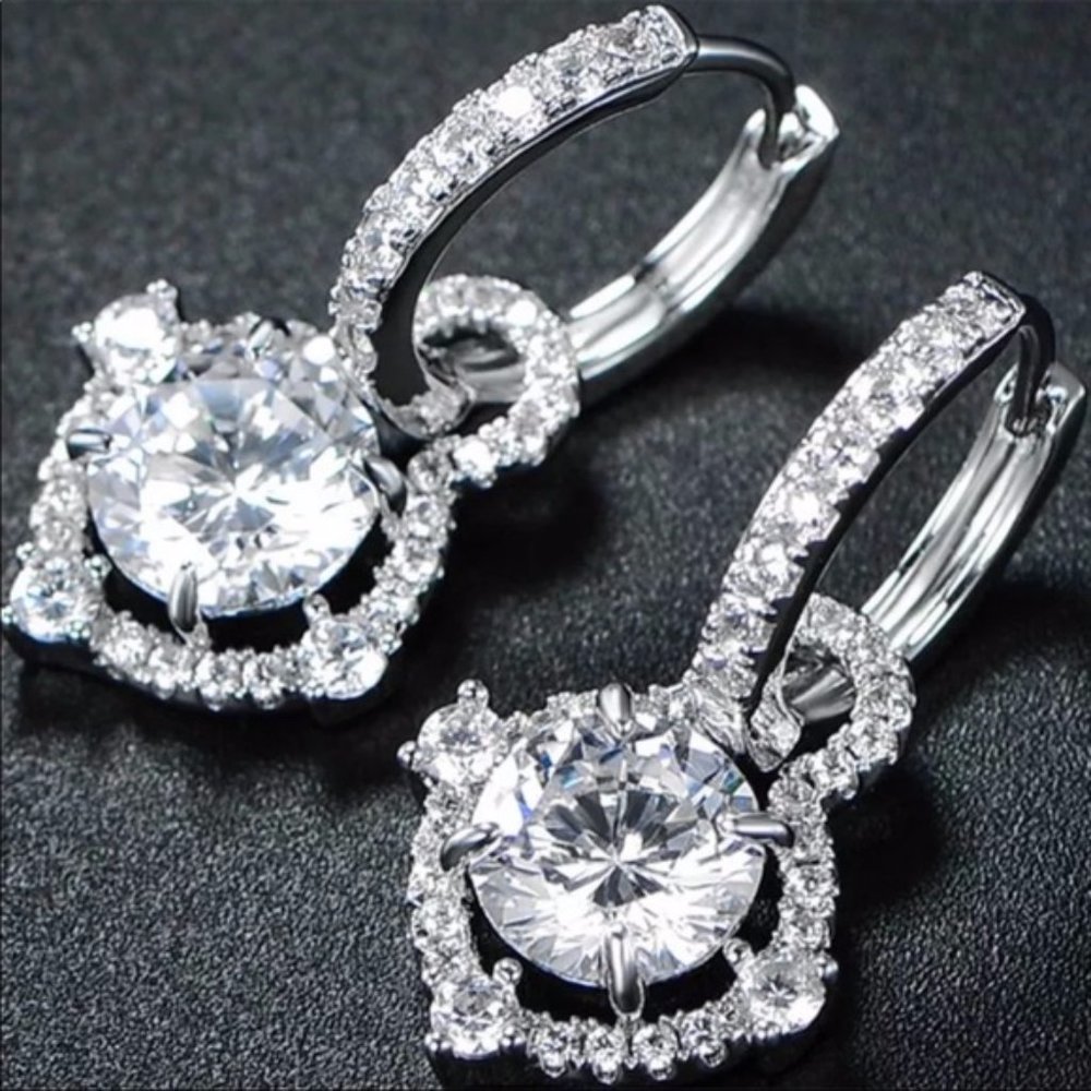New Women"s Luxury Silver Plated Diamond  Earrings - Picture 3 of 4